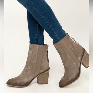 Rebels Zabrina Taupe Suede Leather Mid-Calf High Heel Boots New In Box